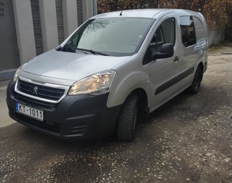 Car PEUGEOT PARTNER